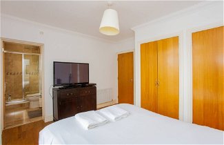 Foto 3 - Bright 2 Bedroom Apartment in Islington