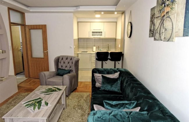 Apartman 1 Lux S V Istocno Sarajevo Lukavica Hilandarska Centar - Foto 19