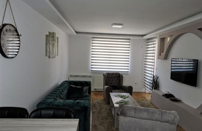 Apartman 1 Lux S V Istocno Sarajevo Lukavica Hilandarska Centar - Foto 18