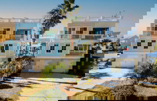 Foto 1 - Sand Dune & Sea Shell by Avantstay Gorgeous 2 Home Rental w/ 12 BRs