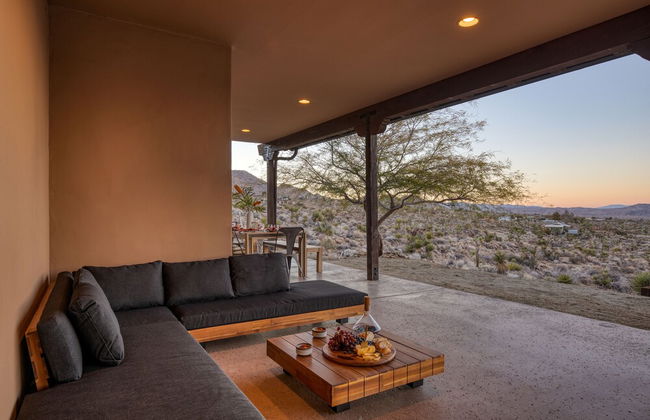 Desert Stone by Avantstay Contemporary Desert Oasis With Pool & Hot Tub - Photo 27