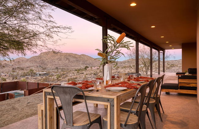 Desert Stone by Avantstay Contemporary Desert Oasis With Pool & Hot Tub - Photo 26