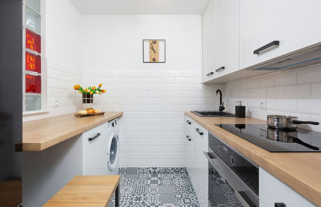 Apartment Popiełuszki Warsaw by Renters - Photo 25