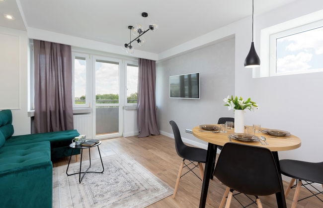 Apartment Popiełuszki Warsaw by Renters - Photo 10