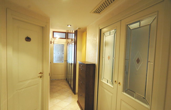 Roma Chic House - Luxury House 4 People - With 2 Bedrooms 2 Bathrooms - Foto 2