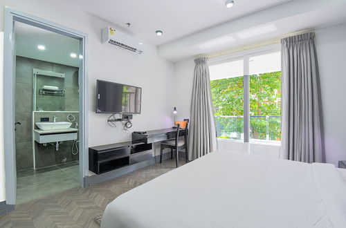 Photo 7 - BedChambers Serviced Apartment, MG ROAD