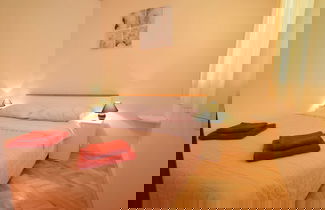 Photo 3 - Coastal Breeze Apartment in Rovinj