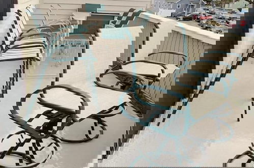 Foto 16 - Mariners Court 201