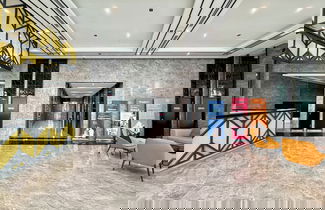 Photo 2 - Alinea Suites