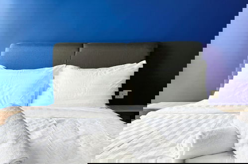 Photo 21 - Alinea Suites