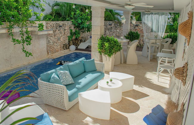 Ducassi Deluxe Studios - Rooftop Pool - Foto 5