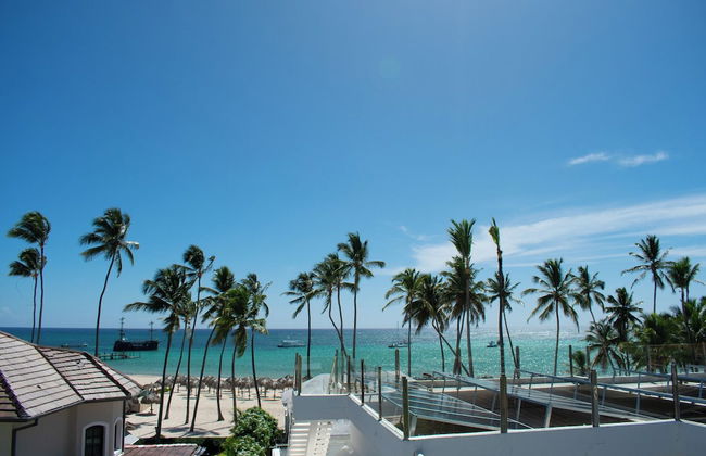 Ducassi Deluxe Studios - Rooftop Pool - Foto 48