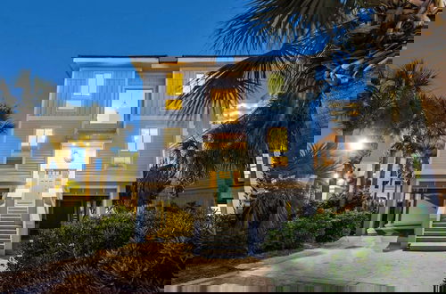 Foto 51 - Luxurious Gulf-side Living in Santa Rosa Beach!