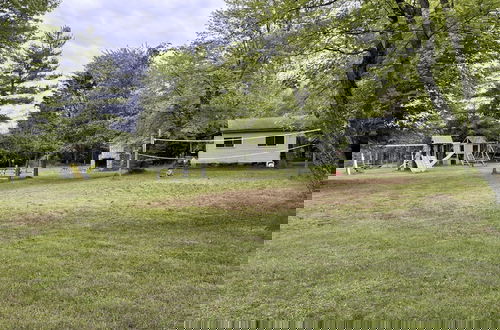 Foto 33 - Lakefront Hideaway Resort