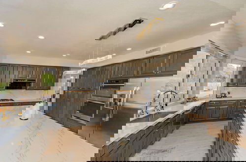 Photo 3 - Newly Remodeled Suburban House