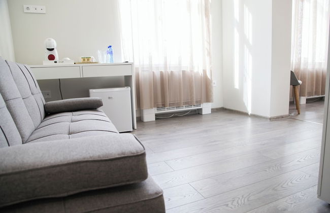Corner House - Photo 27