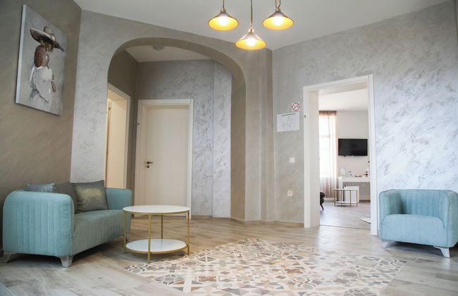 Corner House - Photo 62