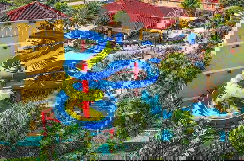 Foto 32 - Amazing 2b Fantasy Resort