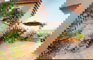 Photo 1 - Vrachokipos