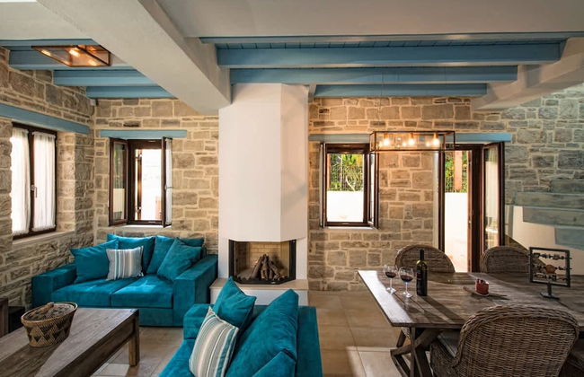 Phaistos Villas - Villa Erato Poolside Luxury Gem - Photo 2