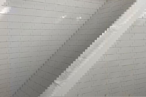 Photo 8 - Renovated 1 Bedroom in Forest Hills - A