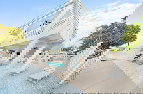 Photo 3 - Azul Paradise - Waterfront - Heated Pool - Dock