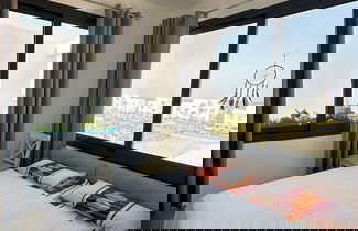 Foto 2 - Cosy Apartment With Scenic Terrace Views
