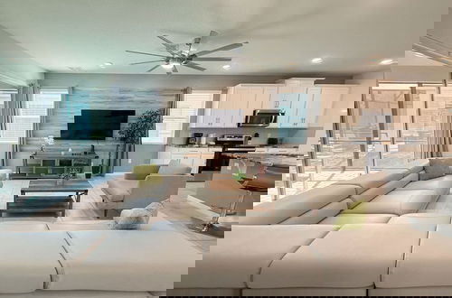 Foto 1 - Upstay - Modern Family Home w Pool Solara Resort