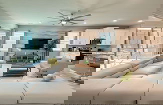 Foto 1 - Upstay - Modern Family Home w Pool Solara Resort