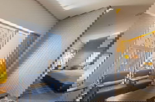 Foto 7 - Luxury 1BR Near Dubai Frame Prime Location
