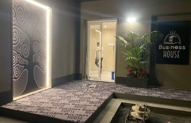 Business house - Photo 11