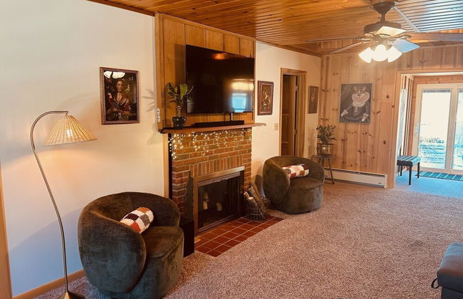 Little Loch 2 Bedroom Home by RedAwning - Photo 19