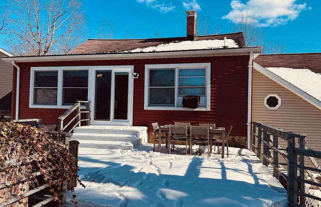 Little Loch 2 Bedroom Home by RedAwning - Photo 1