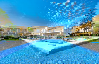 Foto 1 - Albufeira Palm Tree With Pool by Homing