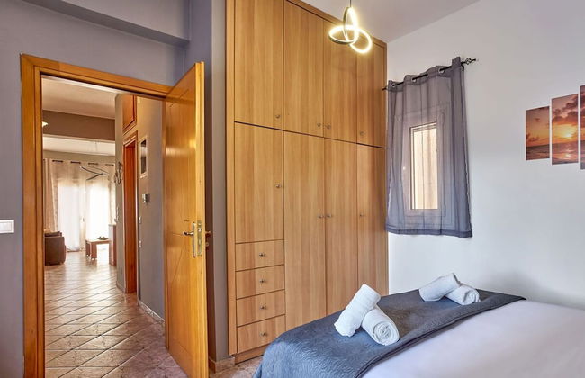 Middle Of Crete Apartment - Photo 20