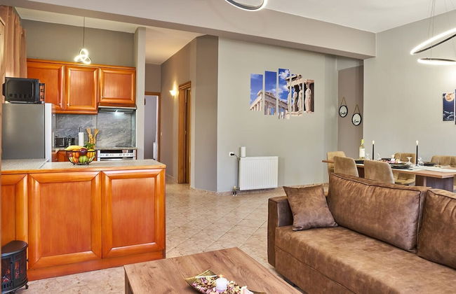 Middle Of Crete Apartment - Photo 6