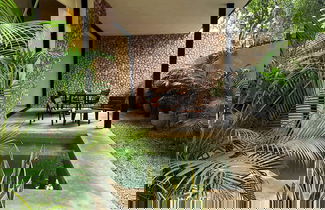 Foto 1 - Spacious 2 BR Apartment With Private Pool Top Amenities