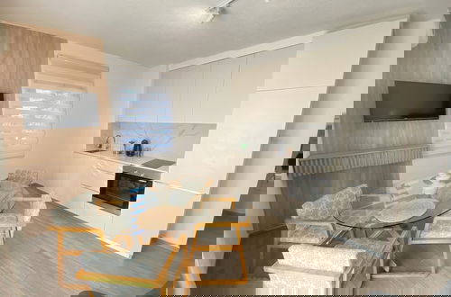 Photo 3 - HOUSE 44