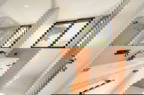 Foto 44 - Cascais Contemporary Villa by Cadenzalux