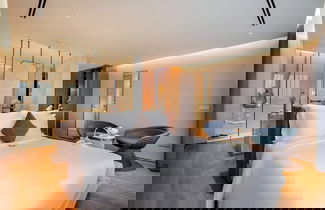 Foto 3 - Elegant Retreat for Discerning Travelers