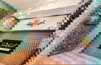 Foto 3 - Cozy Stays Andheri Near Western Express Highway