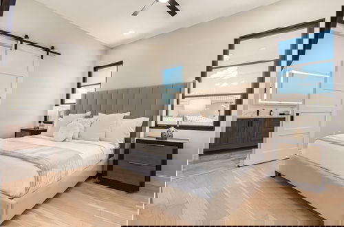 Foto 4 - Papago Lux Townhouse 4level Oasis w Rooftop Lounge