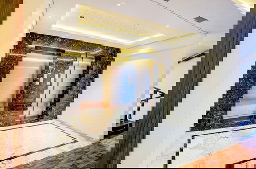 Foto 28 - Luxury Elegance at Magarpatta City Pune