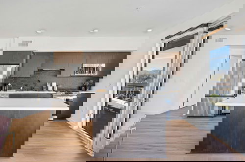 Foto 10 - Luxury 2BR by Oneluxstay