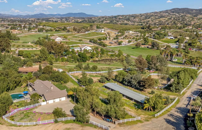 Temecula Wine Country Home w/ Pool, Hot Tub, Game Room & Vineyard Views - Photo 47
