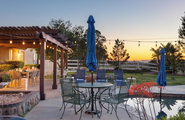 Temecula Wine Country Home w/ Pool, Hot Tub, Game Room & Vineyard Views - Photo 38