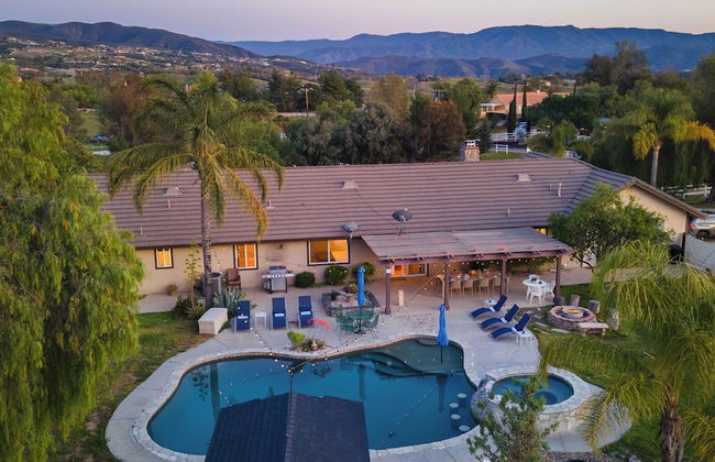 Temecula Wine Country Home w/ Pool, Hot Tub, Game Room & Vineyard Views - Photo 48