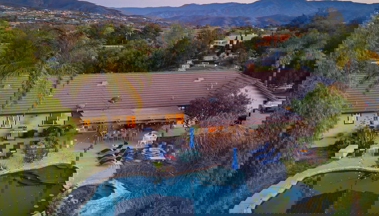 Foto 1 - Temecula Wine Country Home w/ Pool, Hot Tub, Game Room & Vineyard Views