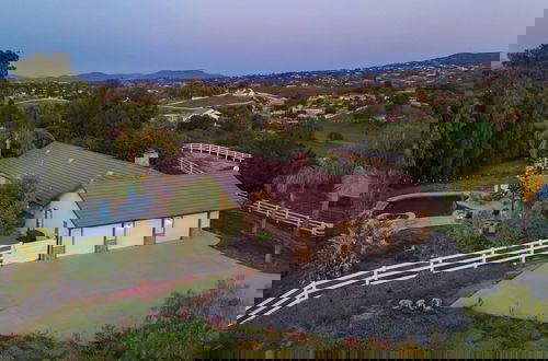 Foto 45 - Temecula Wine Country Home w/ Pool, Hot Tub, Game Room & Vineyard Views