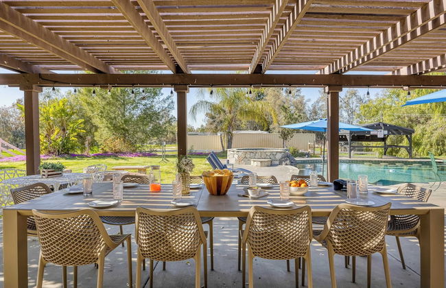 Temecula Wine Country Home w/ Pool, Hot Tub, Game Room & Vineyard Views - Photo 4